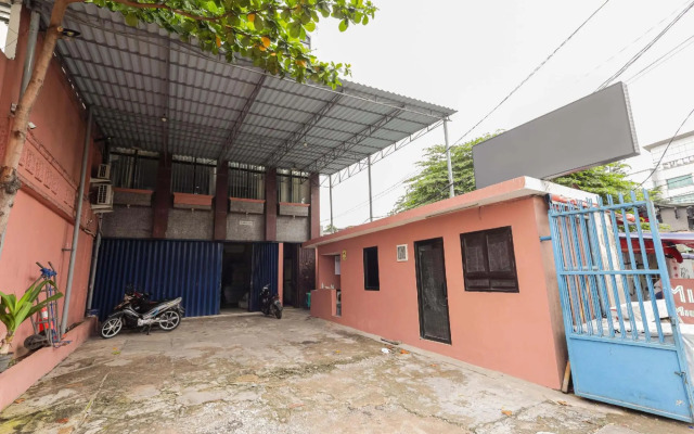 Wisma Basco Syariah by OYO Rooms
