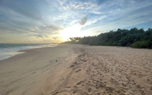 Ashansa Lagoon Resort