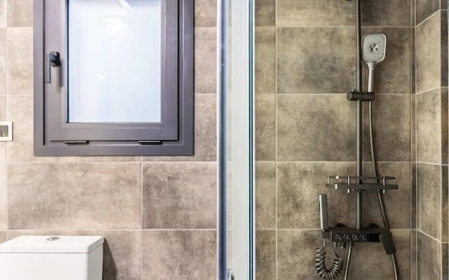 Ventiri Lofts - Luxury Duplex w Private Garden