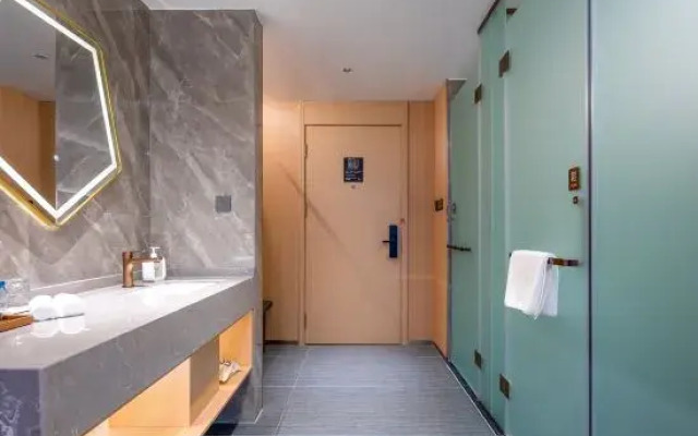 CHEERMAY Hotel (Tunchang Zhengfu Pedestrian Street)