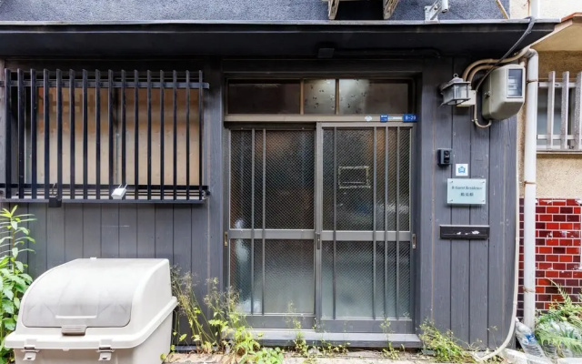 R-Guest Residence Tsurumibashi