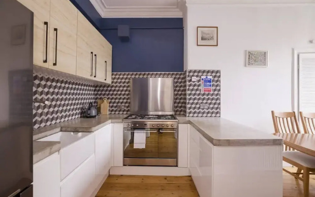 Splendid 2bed Apt near Haymarket