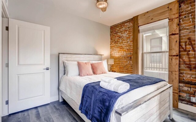 D030 2 Bedroom Apartment By Senstay