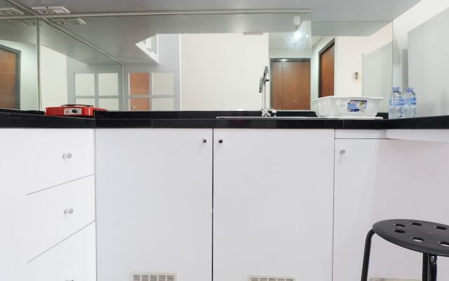 Elegant And Comfort 2Br Apartment At Royal Olive Residence