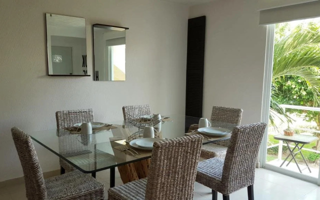 Alexia Marina Diamante