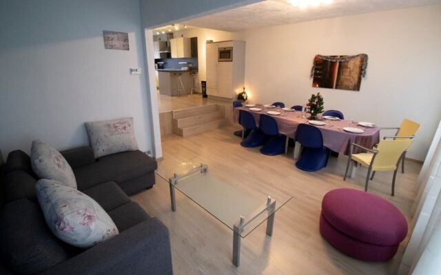 Luxe Appartement - Near Town Hall