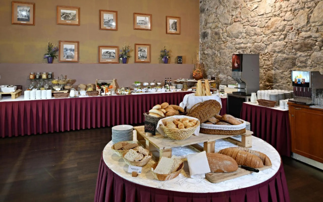 LH Hotel Dvorak Tabor