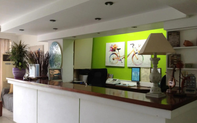 Pasiphae Hotel