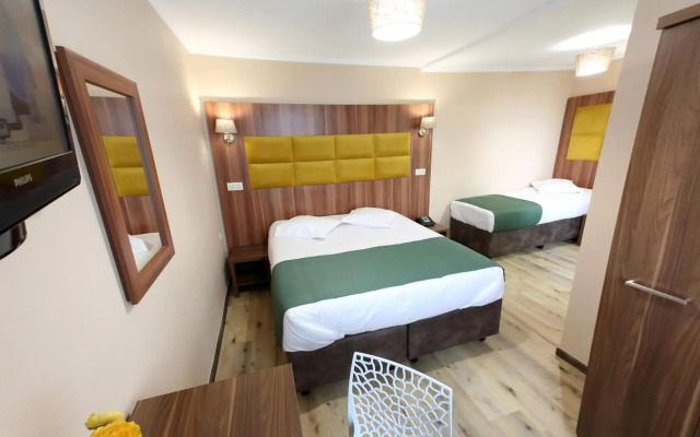 Sun Hotel