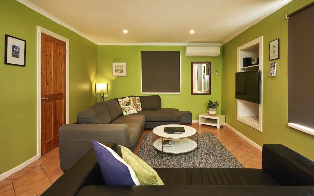 Albany Harbourside Apartments and Houses