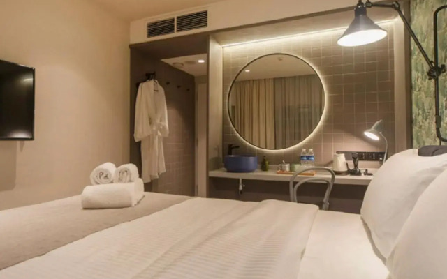 The Great Madras by Hotel Calmo