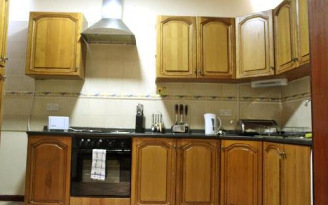 Avon Garden Apartments