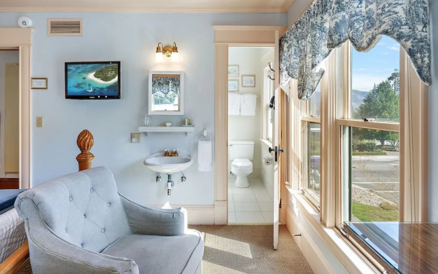 Abigail’s Bed & Breakfast Inn