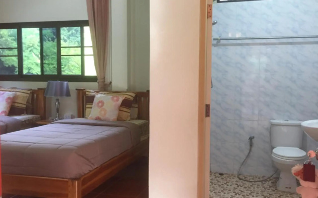 Yayei Homestay