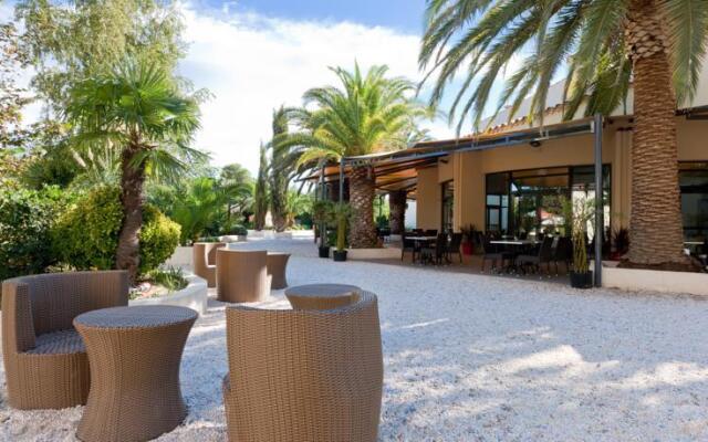 Cela Alenya - Hôtel Résidence et Spa