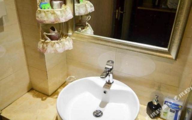 Jinhua Four Seasons Fashion Boutique Hotel (Jinhua Vocational and Technical College)