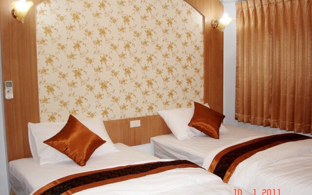 Diamond Sweet Hotel