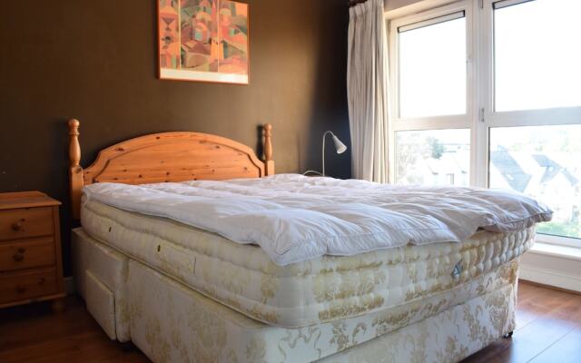 Canary Wharf 2 Bedroom Flat