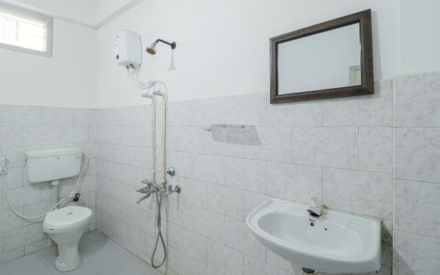 OYO 82523 Hotel Fort