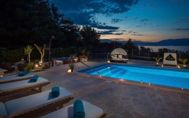 Villa Mutnik