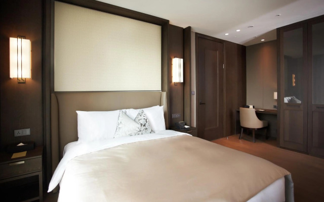 Crown Park Hotel