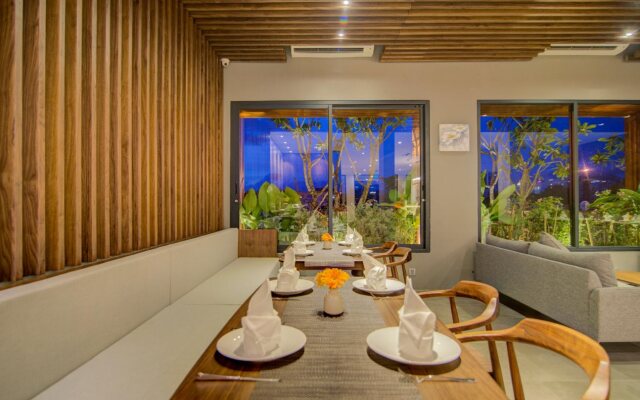 DaNang Moon Villa & Apartment