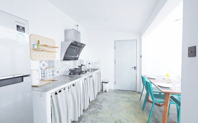 4 Bedroom/5 Beds Villa Din Daeng BKK