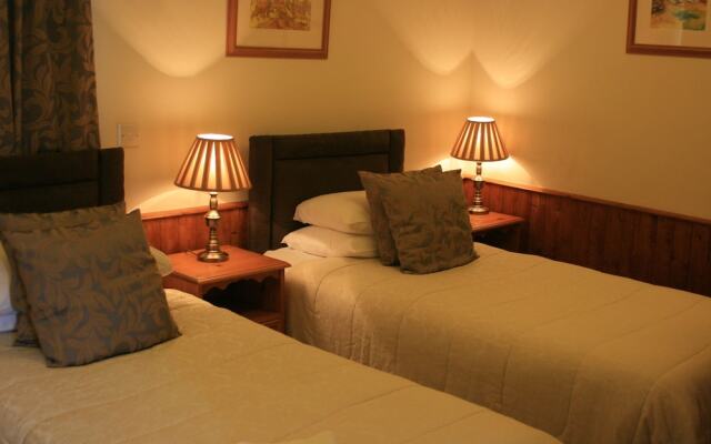 The Crown Country Inn