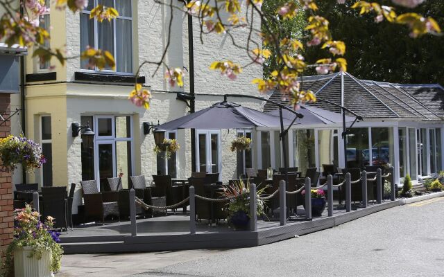 Tillington Hall Hotel