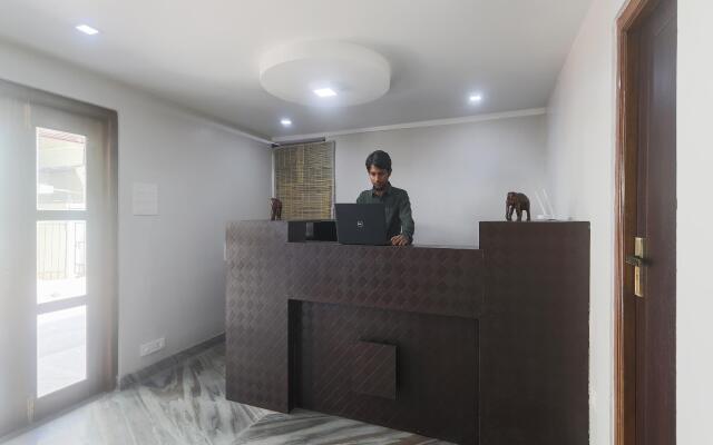 OYO 19292 55 Pillars House