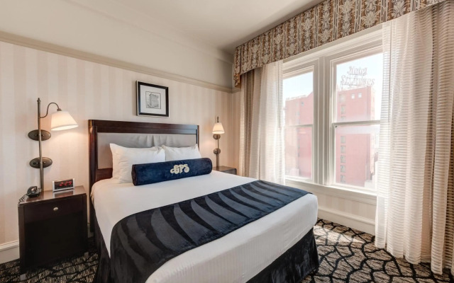 Gaslamp Plaza Suites