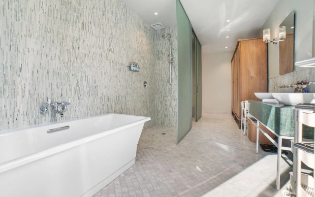 Lanah Residence