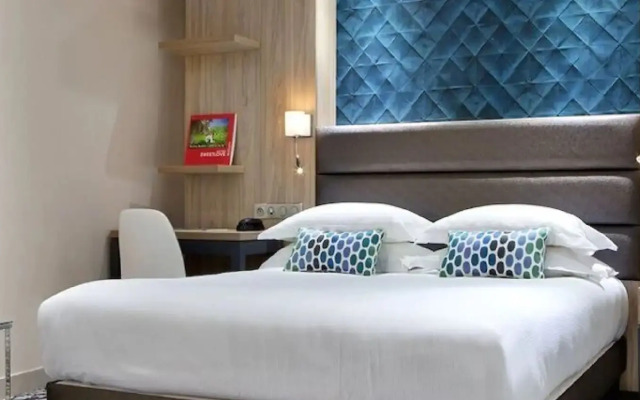 Serotel Suites
