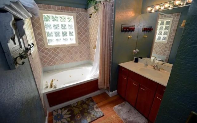 Hurricane Hideaway