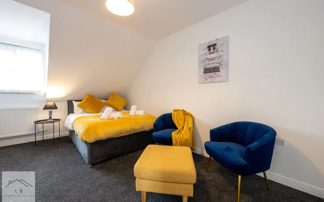 Comfy House - Sleeps 14 - 14 min to City Centre