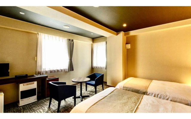 Hotel Three M