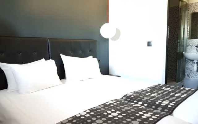 Best Hotel Paris Nord La Croix Verte