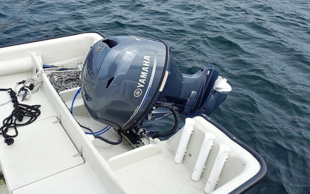 6 Person Holiday Home in Bakkasund