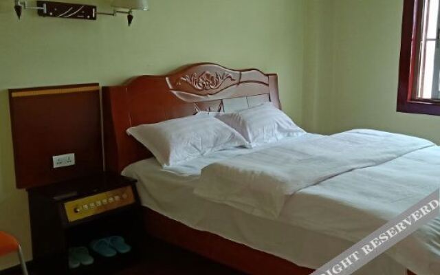 Xuanwei Changliu Express Hotel