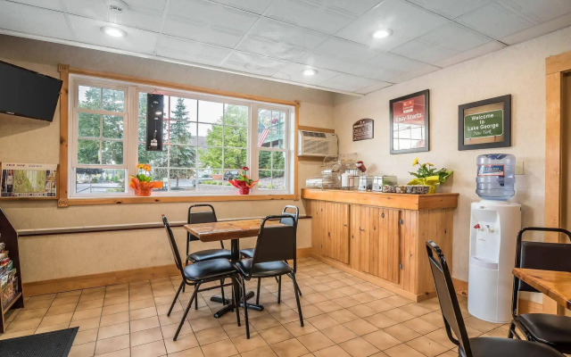 Rodeway Inn Lake George Outlets