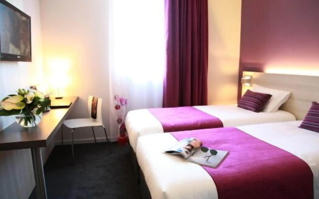Brit Hotel Vannes-Theix