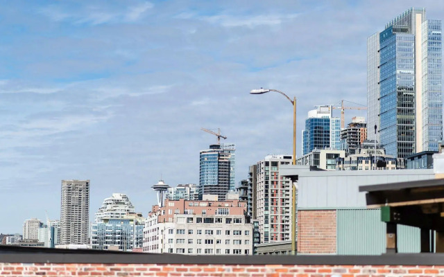 Pelicanstay in Stadium District