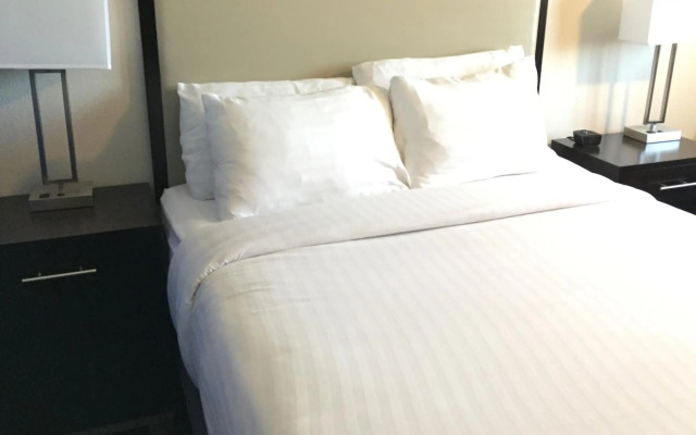Comfort Inn & Suites Tigard near Washington Square