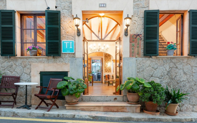 Hotel Rural Ca Mado Paula