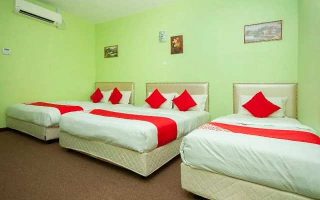 OYO 881 Bintang Square Hotel