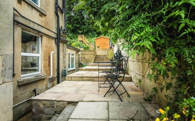10 Lime Grove