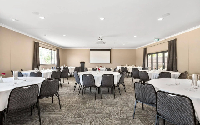 Aden Mudgee Apartments