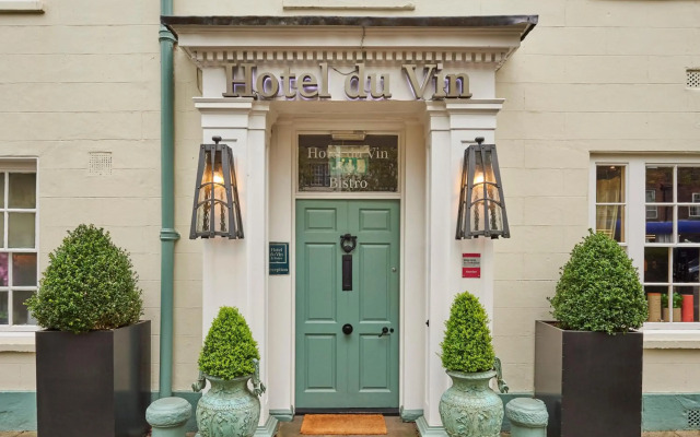 hotelImage