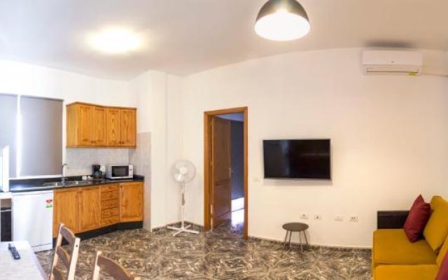 Apartamentos La Aldea Suites