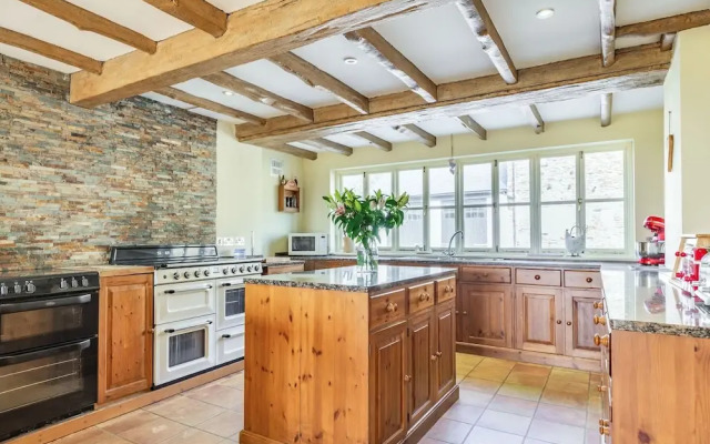 Tregoninny Vineyard and Woodland Farmhouse